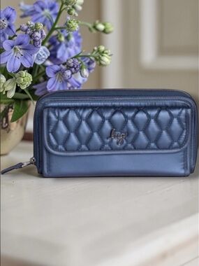 Lug Kickflip RFID Quilted Wallet in Dark Indigo. NWT
